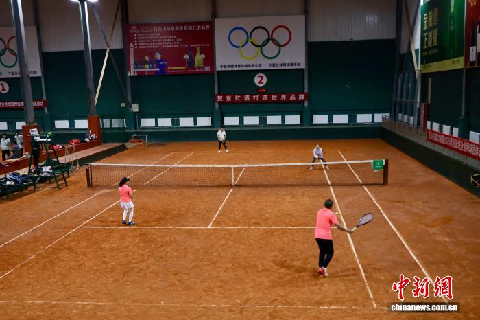 2025黄河流域业余网球团体邀请赛在宁夏贺兰落幕