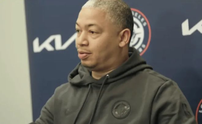 加兰41分11助攻助快船逆转独行侠